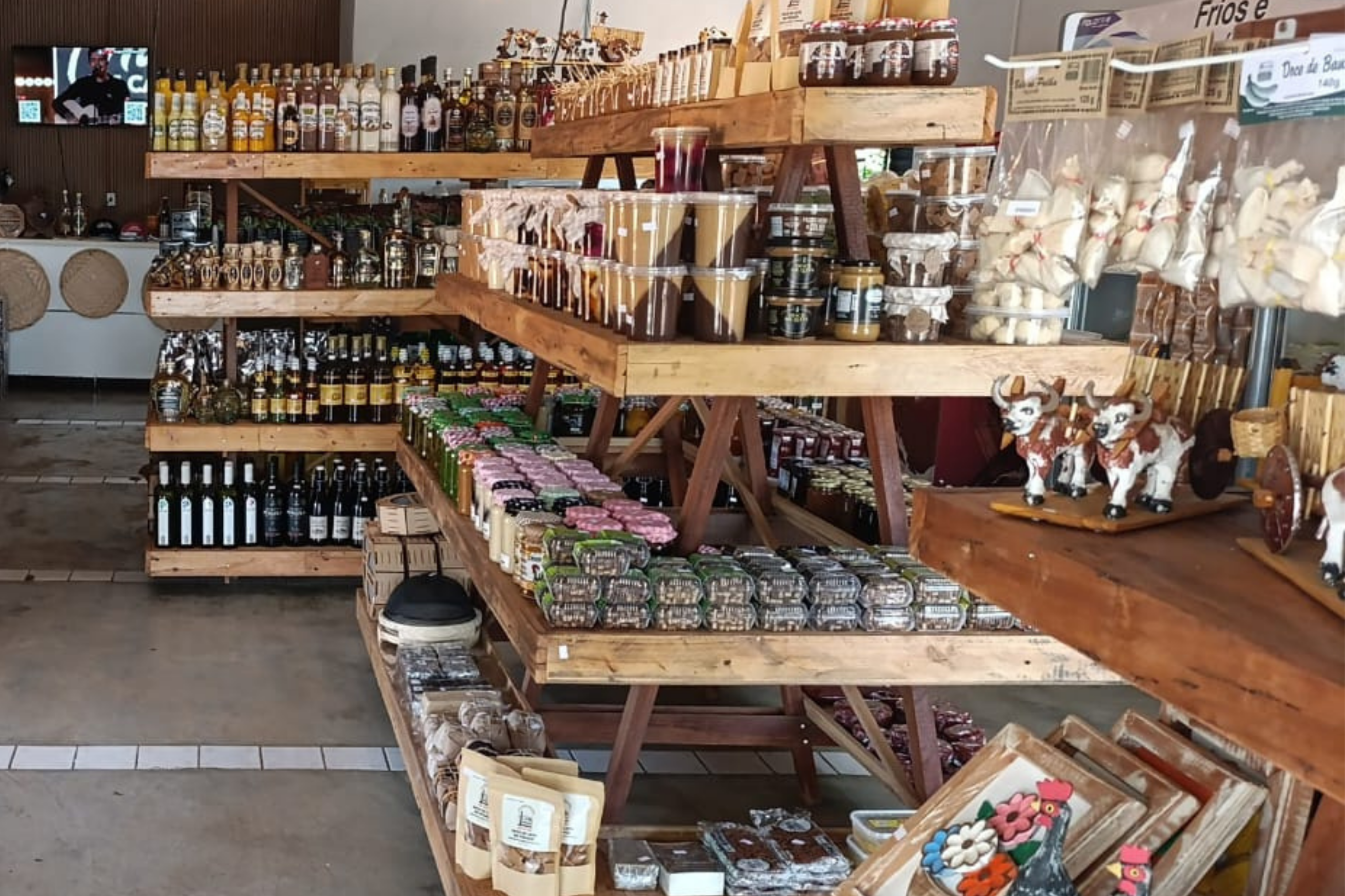 Emporio do Canastreiro é destaque em produtos artesanais em Delfinópolis e região.